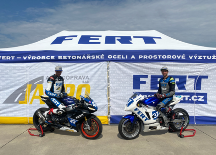 FERT racing team slaví v sezóně 2024 2. místo